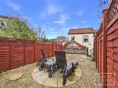 Penygraig Terrace, Ynysybwl - Outside