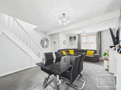 Penygraig Terrace, Ynysybwl - Living/Dining Room