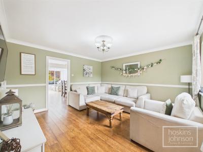 Hafan Heulog, Coed Y Cwm, Pontypridd - Living Room