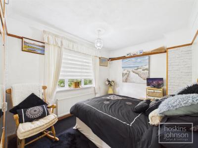 Church Street, Ynysybwl - Bedroom 2