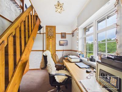 Church Street, Ynysybwl - Bedroom 3