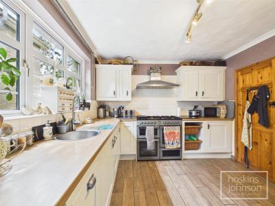 Church Street, Ynysybwl - Kitchen