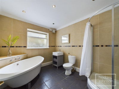 Llanfair Road, Maesycoed, Pontypridd - Bathroom/WC
