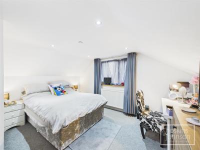 Merthyr Road, Pontypridd - Bedroom 1
