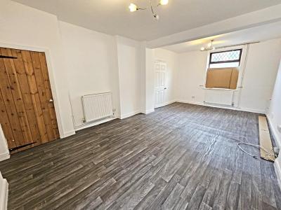 Thurston Road, Pontypridd - Lounge/Diner