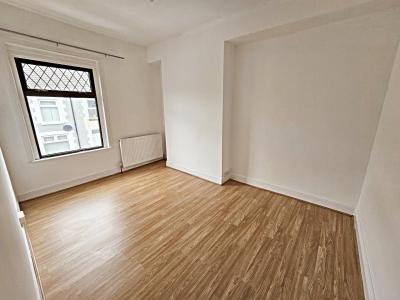 Thurston Road, Pontypridd - Bedroom 1