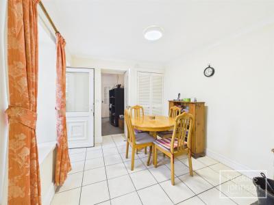 Rogart Terrace, Pontypridd - Dining Room