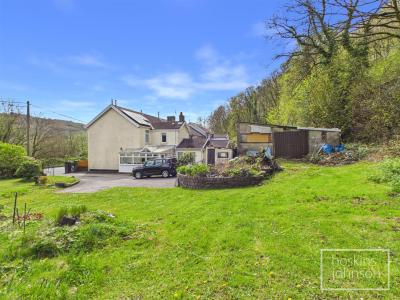 Rogart Terrace, Pontypridd - Outside