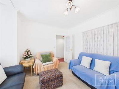Rogart Terrace, Pontypridd - Living Room