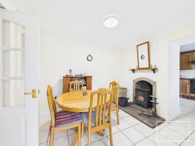 Rogart Terrace, Pontypridd - Dining Room