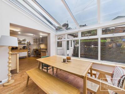 Ty-Gwyn Road, The Common, Pontypridd - Conservatory