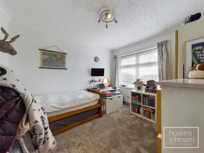 Ty-Gwyn Road, The Common, Pontypridd - Bedroom 2