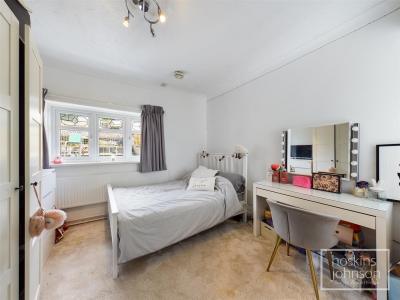 Ty-Gwyn Road, The Common, Pontypridd - Bedroom 3