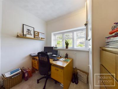 Ty-Gwyn Road, The Common, Pontypridd - Bedroom 4