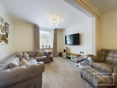 Castle Ivor Street, Hopkinstown, Pontypridd - Lounge