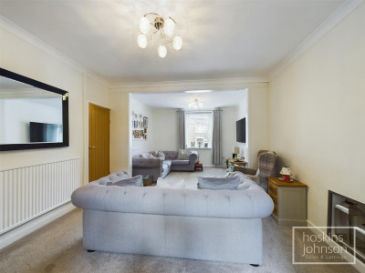 Castle Ivor Street, Hopkinstown, Pontypridd - Lounge