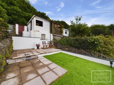 Berw Road, Pontypridd - Outside