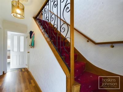 Chapel Street, Pontypridd - Entrance Hall