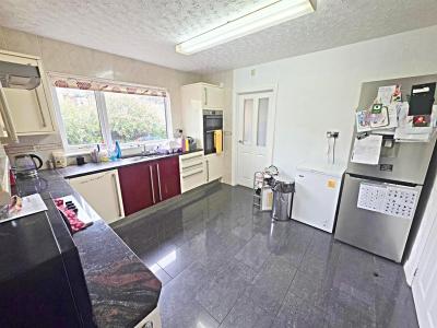 Chapel Street, Pontypridd - Kitchen/Breakfast Room