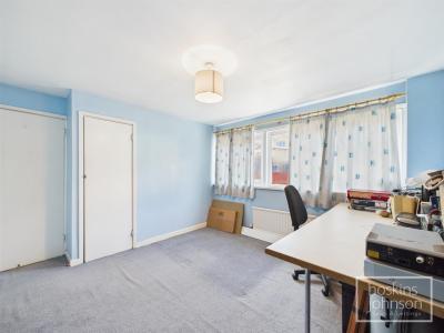 Coed Isaf Road, Maesycoed, Pontypridd - Bedroom 2