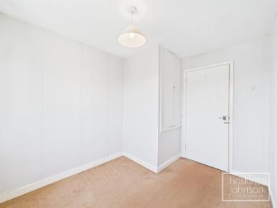 Coed Isaf Road, Maesycoed, Pontypridd - Bedroom 3