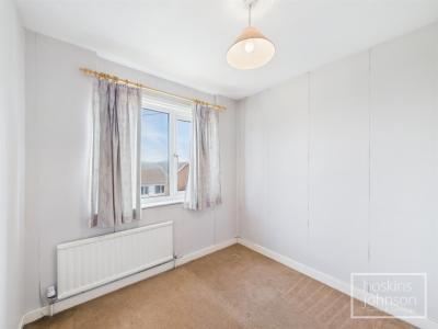 Coed Isaf Road, Maesycoed, Pontypridd - Bedroom 3