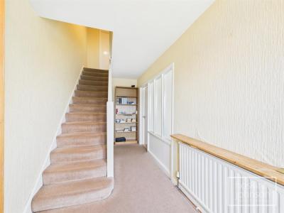 Coed Isaf Road, Maesycoed, Pontypridd - Entrance Hall