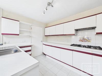 Coed Isaf Road, Maesycoed, Pontypridd - Kitchen