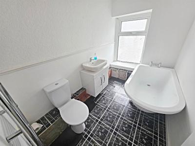 Phillip Street, Graig, Pontypridd - Bathroom