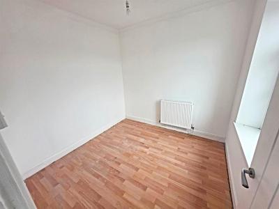 Phillip Street, Graig, Pontypridd - Bedroom 2
