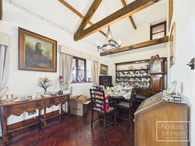 Ynysybwl, Pontypridd - Living/Dining Room