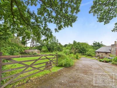 Ynysybwl, Pontypridd - Property