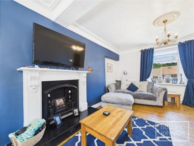 Merthyr Road, Pontypridd - Lounge