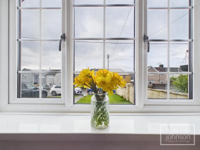 Dyffryn Avenue, Rhydyfelin, Pontypridd - Property