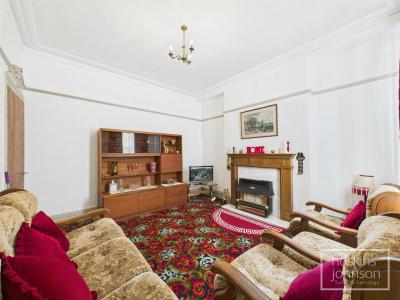 Lanelay Crescent, Maesycoed, Pontypridd - Living Room