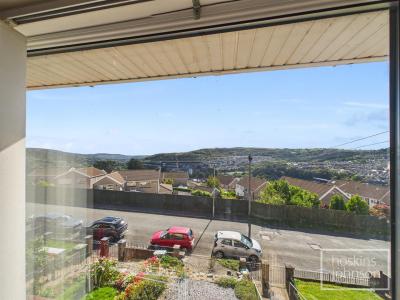 Mayfield Road, Graigwen Pontypridd - Property