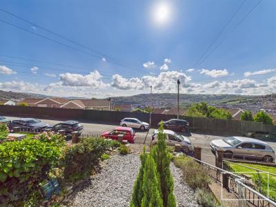 Mayfield Road, Graigwen Pontypridd - Property