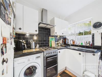 Mayfield Road, Graigwen Pontypridd - Kitchen