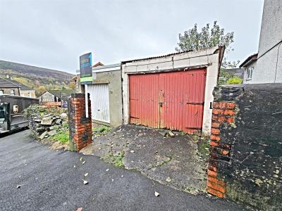 Penygraig Terrace, Ynysybwl, Pontypridd - Property