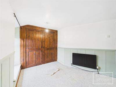 Troedrhiw-Trwyn, Pontypridd - Bedroom 1