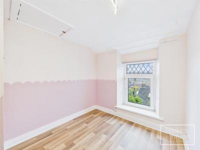 Troedrhiw-Trwyn, Pontypridd - Bedroom 2
