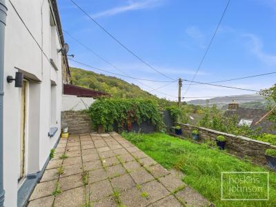 Troedrhiw-Trwyn, Pontypridd - Outside