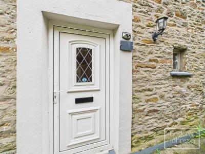 Troedrhiw-Trwyn, Pontypridd - Outside