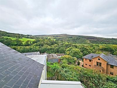 Church Street, Ynysybwl, Pontypridd - Property