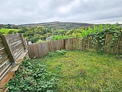 Church Street, Ynysybwl, Pontypridd - Gardens