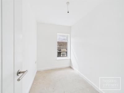 Heath Crescent, Graigwen, Pontypridd - Bedroom 3
