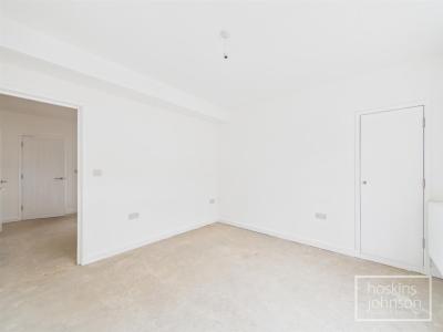Heath Crescent, Graigwen, Pontypridd - Lounge