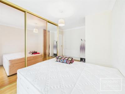 Queens Drive, Crown Hill, Llantwit Fardre - Bedroom 1