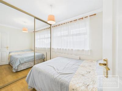 Queens Drive, Crown Hill, Llantwit Fardre - Bedroom 2