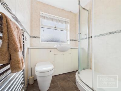 Queens Drive, Crown Hill, Llantwit Fardre - Bathroom